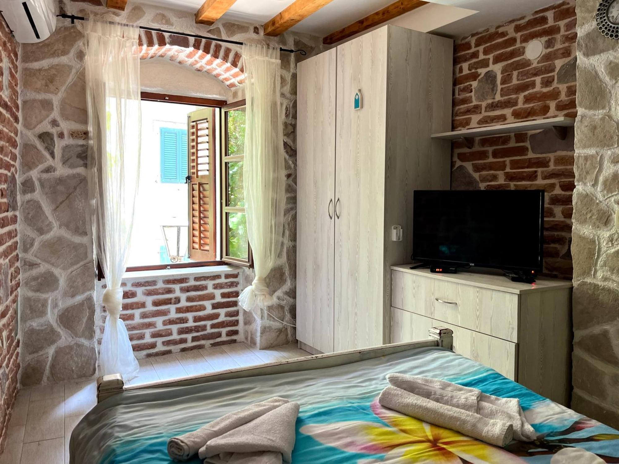 South Gate Apartments 262 Kotor Kültér fotó